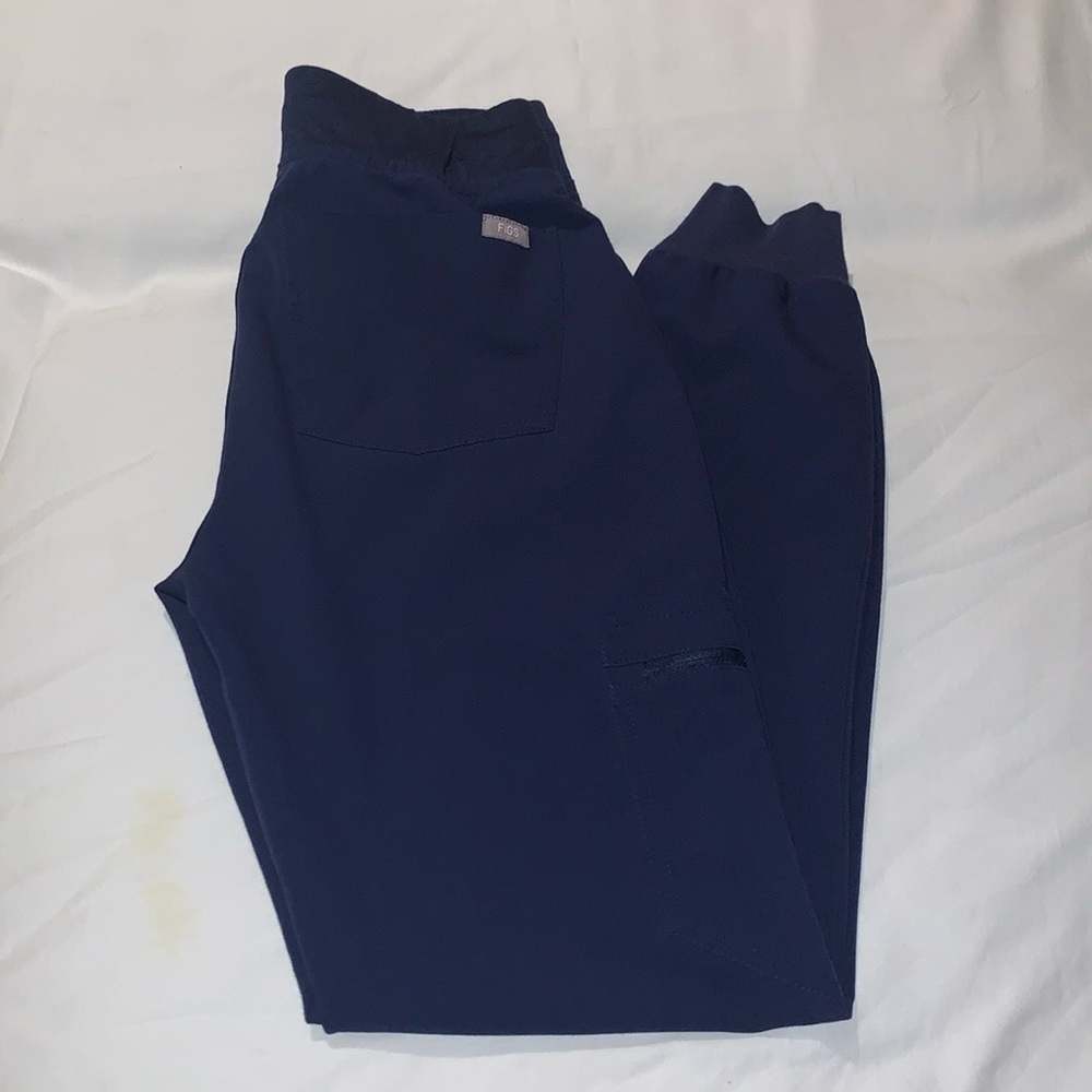 Gently Loved Zamora Technical Collection Joggers by FIGS **Broken Front Zipper** - Picture 9 of 12